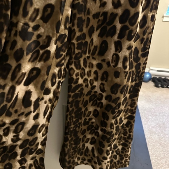 Leopard Print Jumpsuit - Picture 4 of 4
